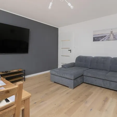 Dedala 300m To The With Parking By Renters Lejlighed Gdynia