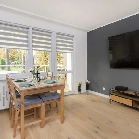 Dedala 300m To The With Parking By Renters Lejlighed Gdynia