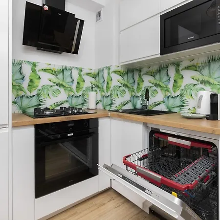 Daire Dedala Apartment 300M To The Beach With Parking By Noclegi Renters Gdynia