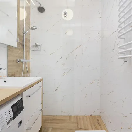 Lejlighed Dedala 300m To The With Parking By Renters Gdynia